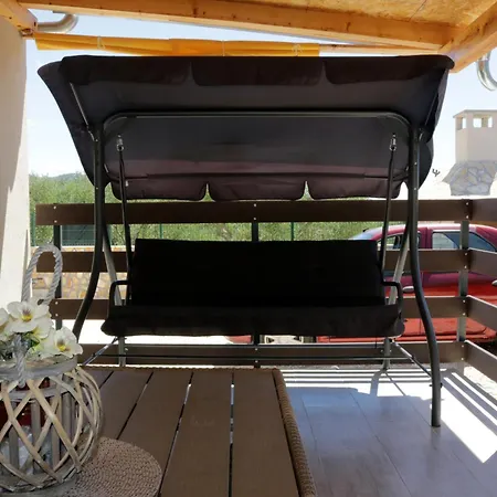 Kuca Za Odmor Ante Holiday home Lisane Ostrovicke